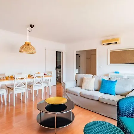 Hang Your Hat Apartment Lisbon