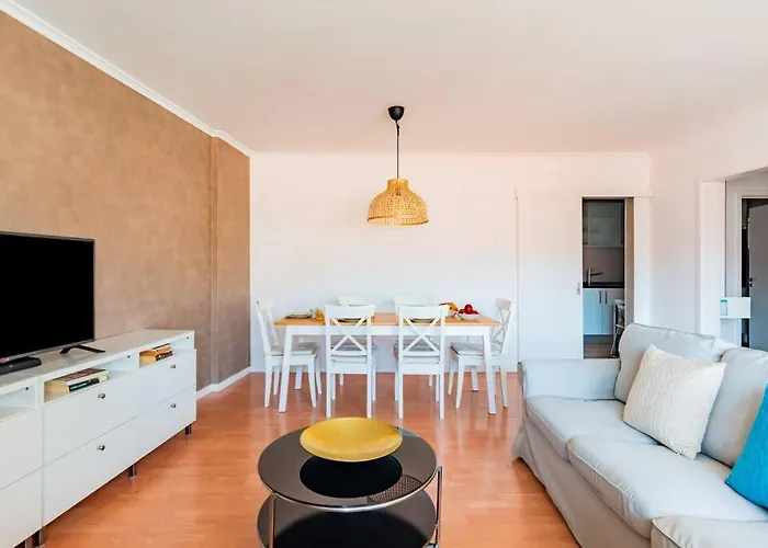 Hang Your Hat * Lisboa